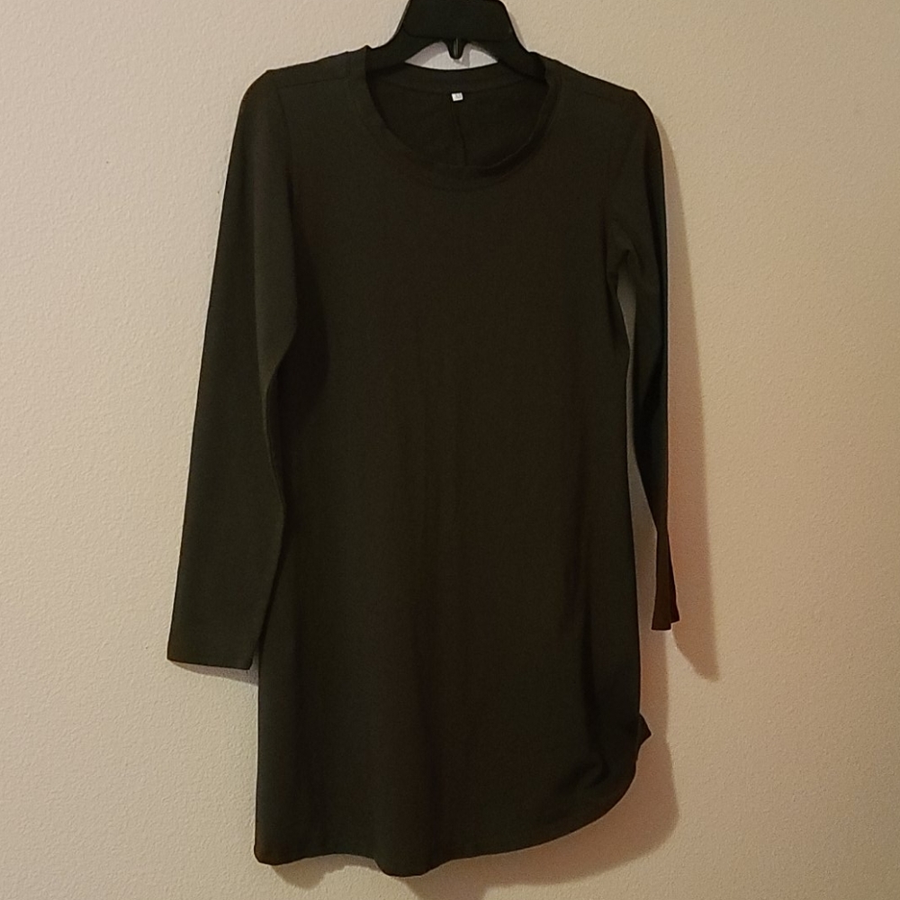 Dress - Picture 3 of 4